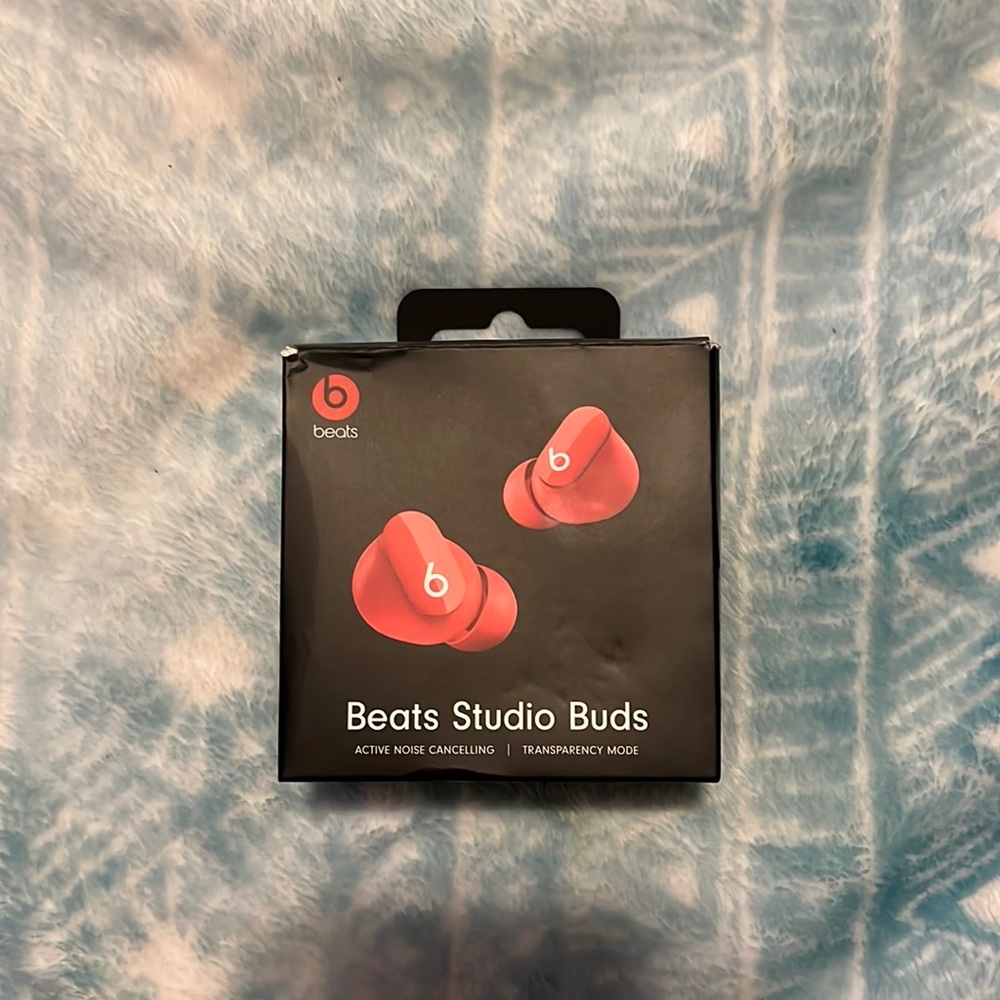 Beats Studio Buds (Wireless)